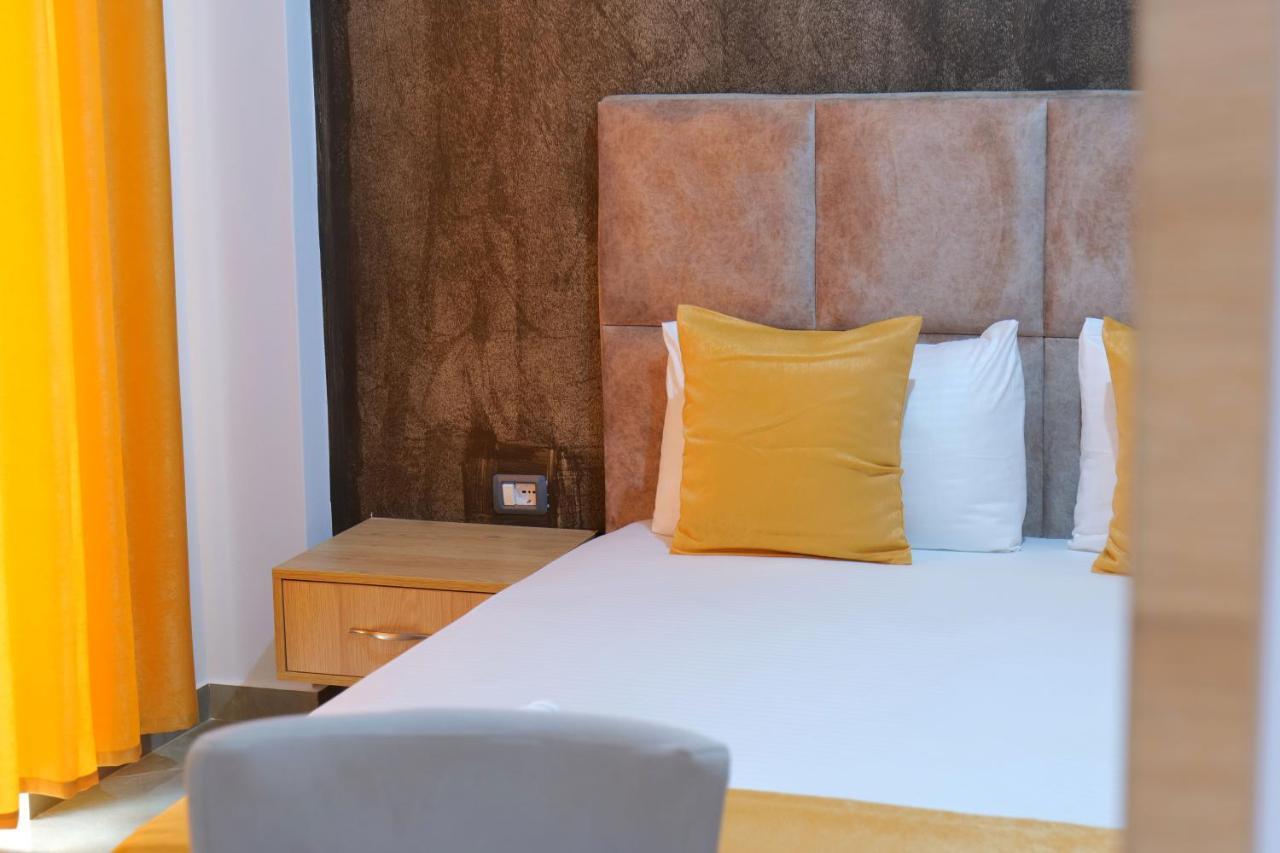 Hotel Adi-Vera Sarandë Exteriér fotografie