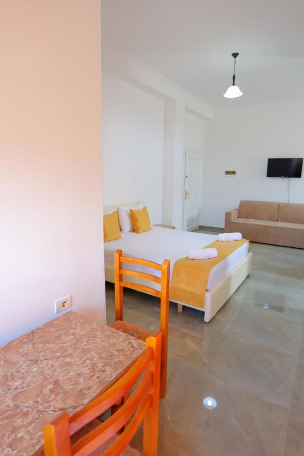 Hotel Adi-Vera Sarandë Exteriér fotografie