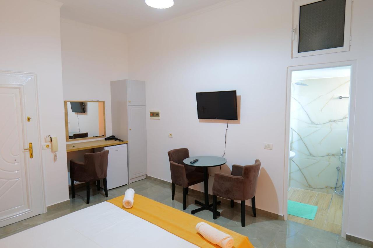 Hotel Adi-Vera Sarandë Exteriér fotografie
